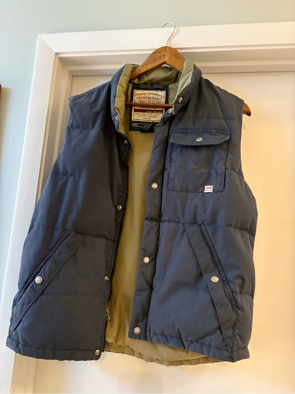 Vintage Abercrombie & Fitch Navy Quilted Puffer Vest with Olive Lining